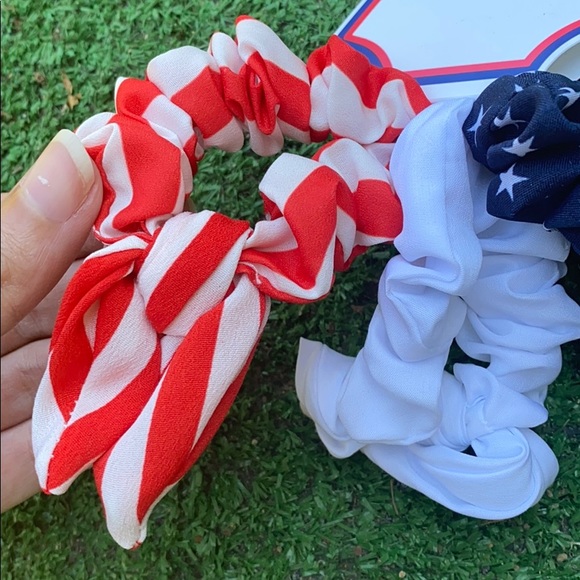 USA 🇺🇸 Red White Blue Hair Scrunchies Pony Tails - Picture 2 of 5